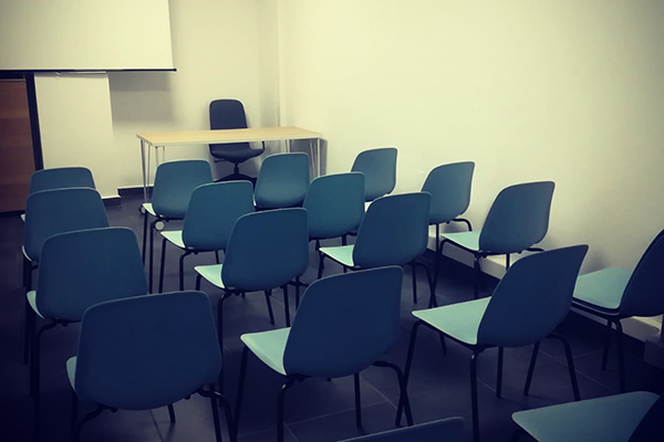 C.HUB spațiu de coworking sala de evenimente C.HUB spațiu de coworking sala de evenimente